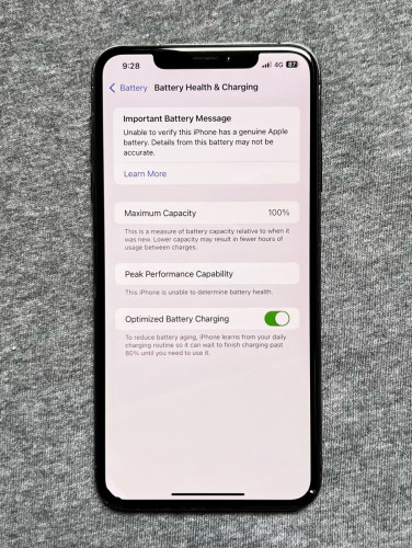 iPhone XS Max អេក្រង់ហ្សុីន​ ថ្ម​ 100% ដូរលេីសអំពែរ​កាន់ខ្លាំង​ អត់ស្គេន