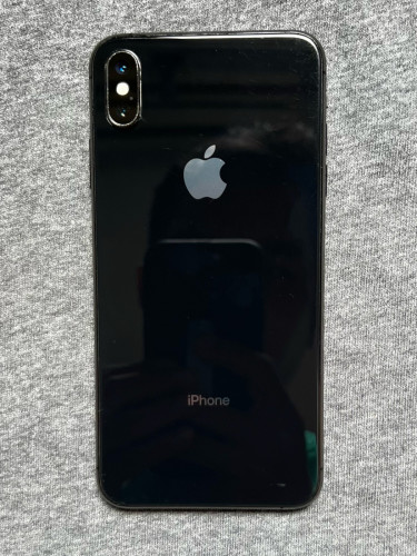iPhone XS Max អេក្រង់ហ្សុីន​ ថ្ម​ 100% ដូរលេីសអំពែរ​កាន់ខ្លាំង​ អត់ស្គេន