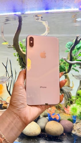 iPhone XS Max 64G 155$