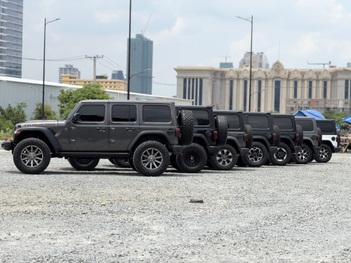 Jeep Wrangler Sport/ Sahara / Rubicon ឆ្នាំ2018/2019/2020/2021តម្លៃចាប់4ម៉ឺនជាងដល់6ម៉ឺនជាងទេបងប្អូន