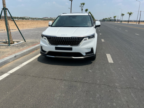 Kia Canival 2023.​Full option