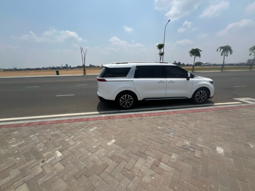 Kia Canival 2023.​Full option