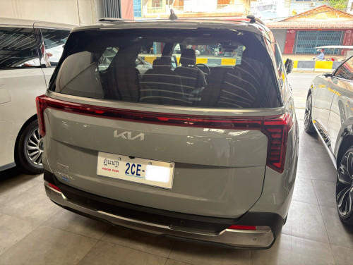 Kia Carnival Full 2025 មហាថ្មី​ ថ្នាំ​ស៊ីន​មួយ​ជុំ​