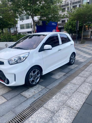 Kia morning ឆ្នាំ2016 full option sport