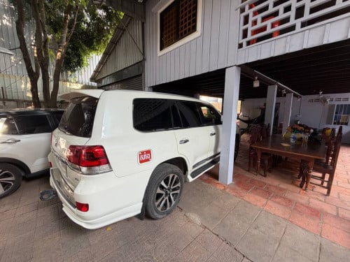 Land Cruiser 2010 up 2021