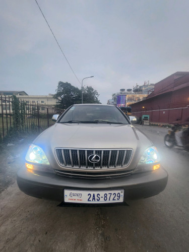 LEXUS 01p1 លក់ឡានថ្មី