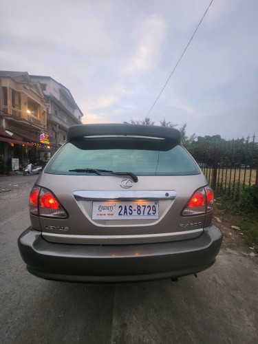 LEXUS 01p1 លក់ឡានថ្មី