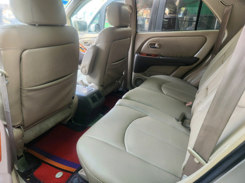 LEXUS 01p1 លក់ឡានថ្មី