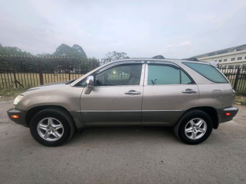 LEXUS 01p1 លក់ឡានថ្មី