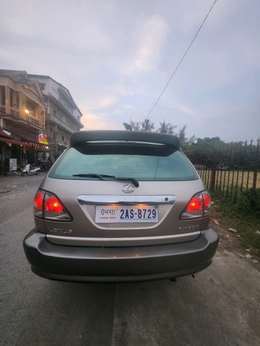 LEXUS 01p1 លក់ឡានថ្មី