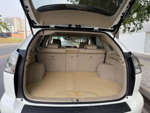 Lexus 330 04/H/F/pong1/2AM 21900$