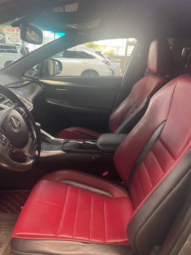 Lexus NX 200t   F -Sport  (2017)