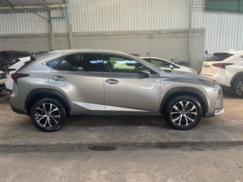 Lexus NX 200t   F -Sport  (2017)