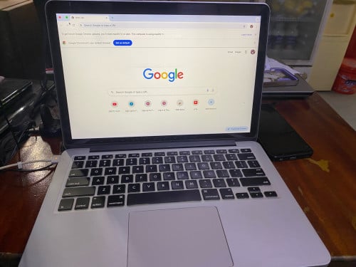MacBook Pro 13-inch.2015. 1T ខូច Speker 98%