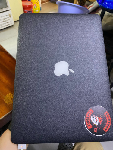 MacBook Pro 13-inch.2015. 1T ខូច Speker 98%