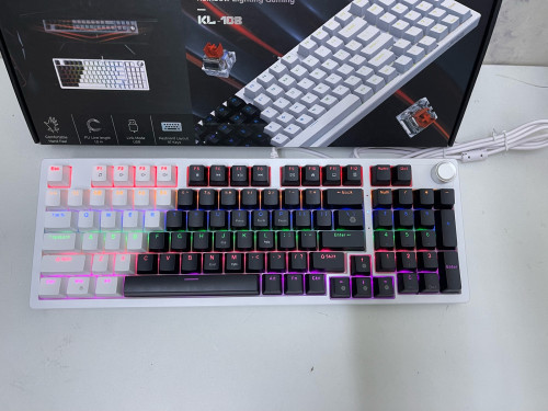 Mechanical keyboard 97 keys wired RGB ថ្មី​គុណភាព​ល្អ​