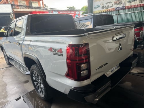 Mitsubishi triton 2024 ហ្សុីនមួយជុំ 40000km