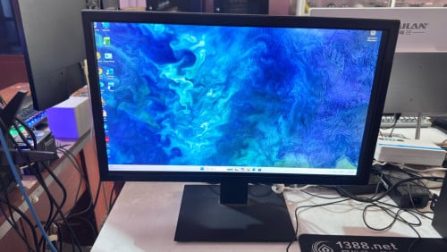 Monitor HKC 22 inch