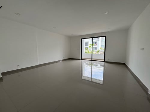New Shop house chipmong 271 for rent