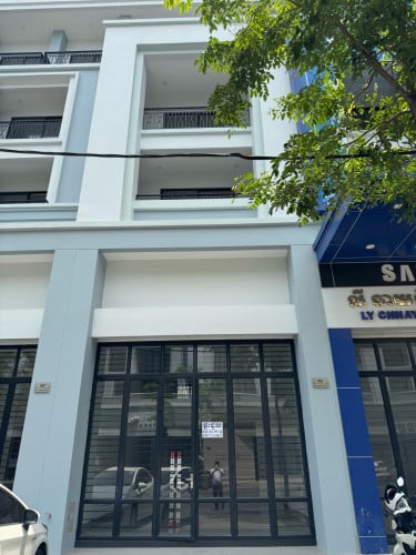 New Shop house chipmong 271 for rent