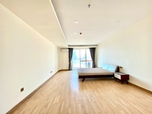OLYMPIA CITY C4 奥林匹克出售