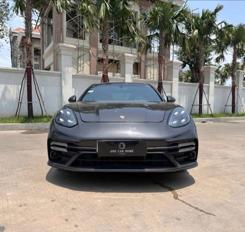 Porsche Panamera S E-Hybrid