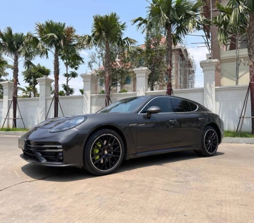 Porsche Panamera S E-Hybrid