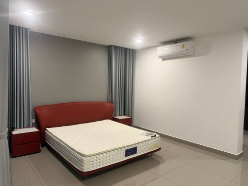 Queen Villa For Rent in Borey Chip Mong Park Land 50M (CM 50m)