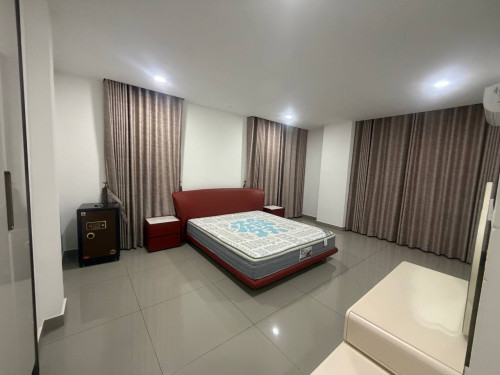 Queen Villa For Rent in Borey Chip Mong Park Land 50M (CM 50m)