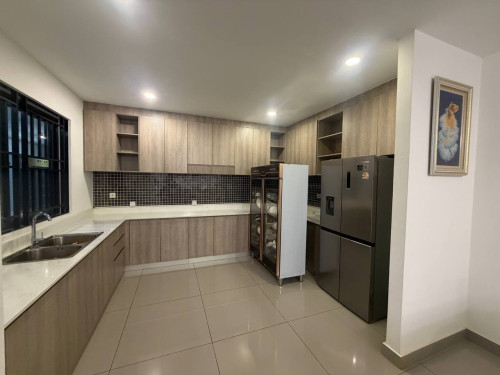Queen Villa For Rent in Borey Chip Mong Park Land 50M (CM 50m)