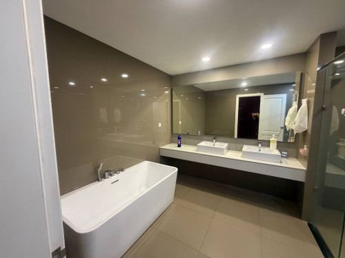 Queen Villa For Rent in Borey Chip Mong Park Land 50M (CM 50m)