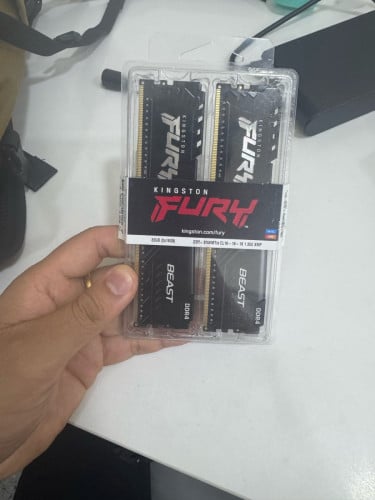 RAM DDR4 32GB ថ្មីមិនទាន់ហែក 3200MHz Brand KINGSTON FURRY BEAST