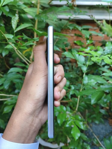 Realme GT7 Pro Racing Edition  (12GB/256GB)