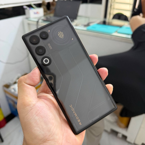 Redmagic 11 Air (Global Version) មួយទឹក