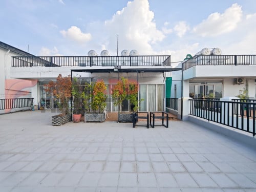 RUSSIAN MARKET STUDIO BED|1BATH|FULLY FURNISHED|GYM|65SQM