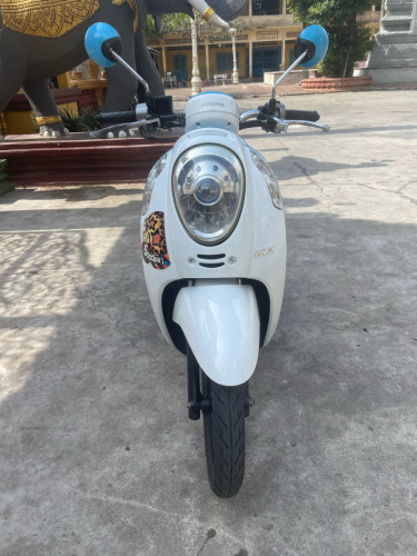 SCOOPYi