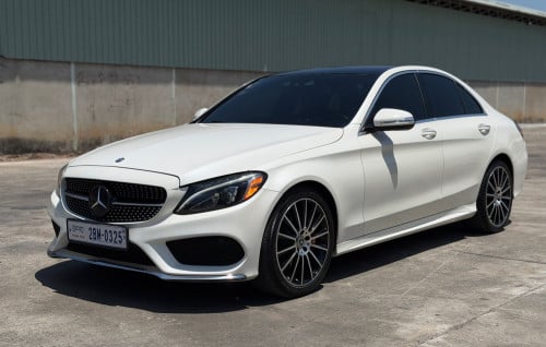sell mercedes C300 AMG Line 2015