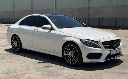sell mercedes C300 AMG Line 2015