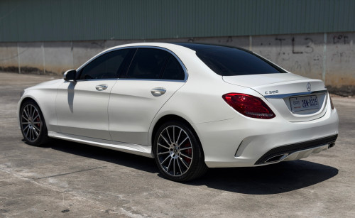 sell mercedes C300 AMG Line 2015