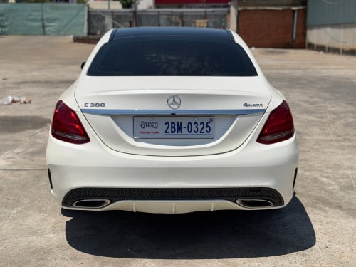sell mercedes C300 AMG Line 2015