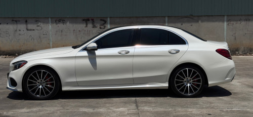 sell mercedes C300 AMG Line 2015