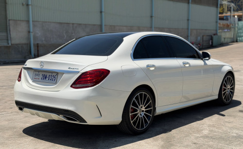 sell mercedes C300 AMG Line 2015