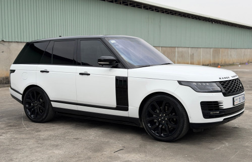 sell range rover vogue 2016 up 2021 full options diesel