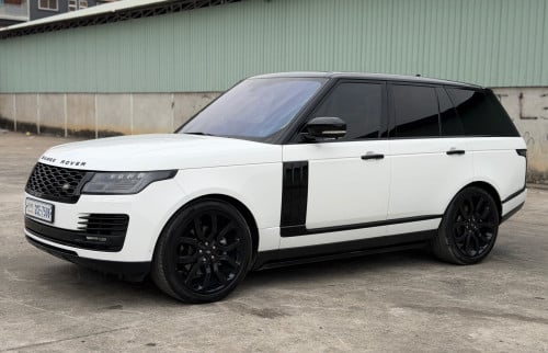 sell range rover vogue 2016 up 2021 full options diesel