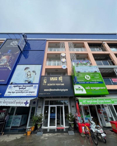 Shop house for rent or sell at 6A naitional road