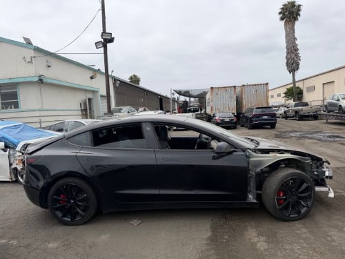 Tesla model3 Dual motor តម្លៃល្អ