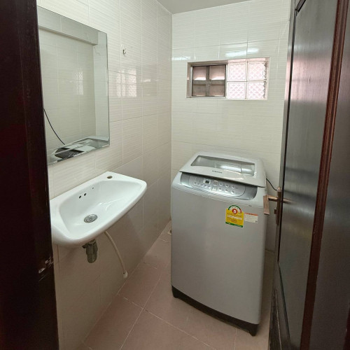 Townhouse, 2 Bedrooms for rent in Boeung Keng Kong Ti Pir area, Phnom Penh.