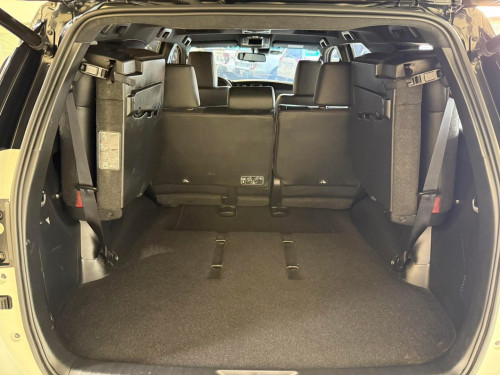 Toyota Fortuner Legender 2023 តំលៃចរចា