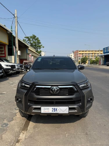 Toyota Hilux Rally 2021 ពណ៏ត្រែអុី