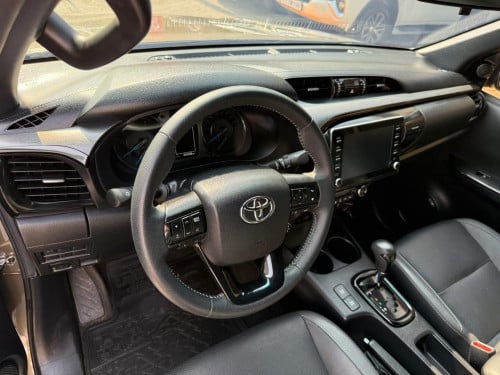 Toyota Hilux Rally 2021 ពណ៏ត្រែអុី